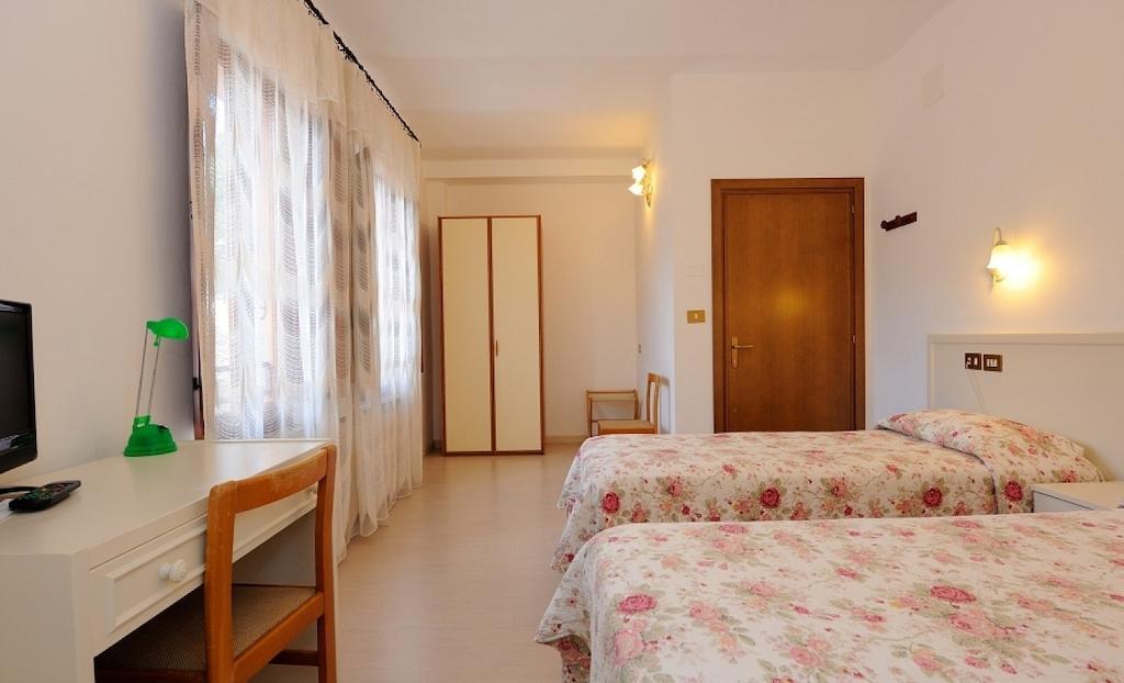 Hotel San Sebastiano Perugia Pokoj fotografie